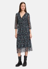 Летнее платье Летнее платье