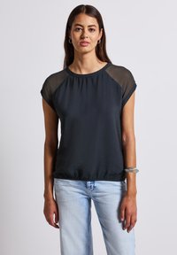 Блузка Блузка