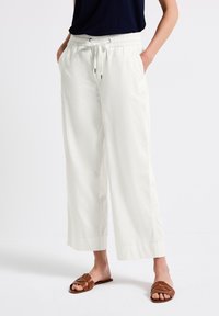 Спортивные штаны Спортивные штаны