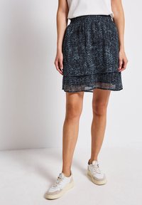 Юбка с воланами Юбка с воланами