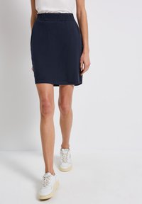 Юбка-карандаш Юбка-карандаш