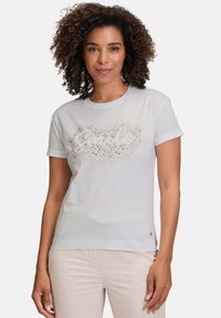 Футболка Футболка