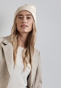 Головной убор Головной убор