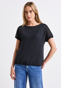 Футболка Футболка