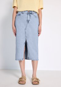 Джинсовая юбка Джинсовая юбка