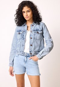 Джинсовая куртка Джинсовая куртка