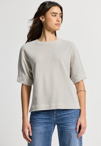 Футболка Футболка