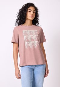 Футболка Футболка