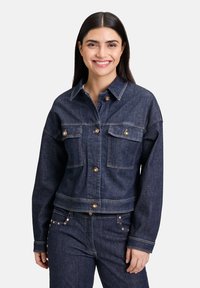 Джинсовая куртка Джинсовая куртка