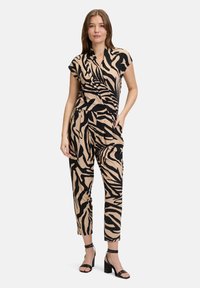 Комбинезон Комбинезон