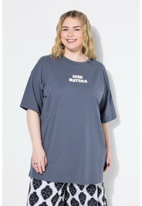 Длинная майка Длинная майка