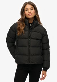 Зимняя куртка Зимняя куртка