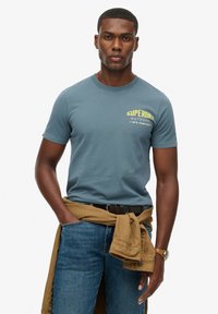 Футболка Футболка