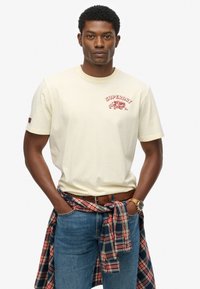 Футболка Футболка