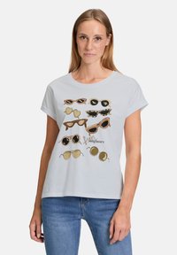 Футболка Футболка