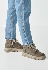 Ботинки Ботинки