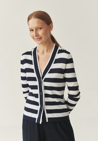 Жилет Жилет