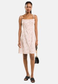 Пляжное платье Пляжное платье