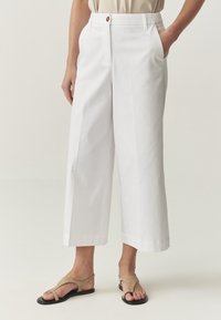 Широкие брюки Широкие брюки