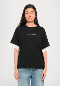 Футболка Футболка