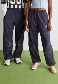 Спортивные штаны Спортивные штаны