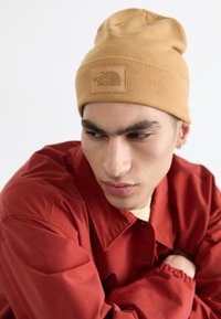 Шапка Шапка