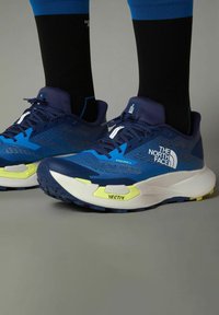 Беговые кроссовки Беговые кроссовки