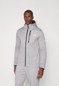 Спортивная кофта Спортивная кофта