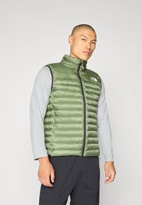 Жилет Жилет