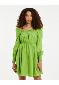 Короткое платье Короткое платье