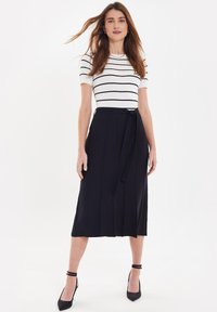 Летнее платье Летнее платье