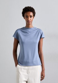 Майка Майка