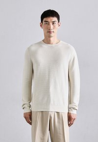 Пуловер Пуловер