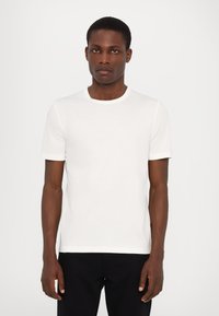 Футболка Футболка