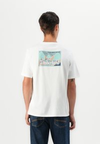 Футболка Футболка