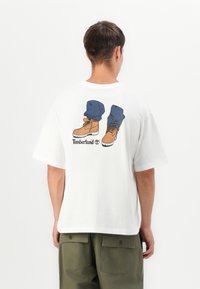 Футболка Футболка