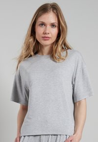 Футболка Футболка