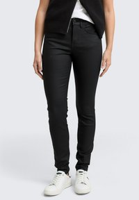 Треггинсы Треггинсы