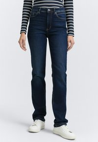 Джинсы Джинсы