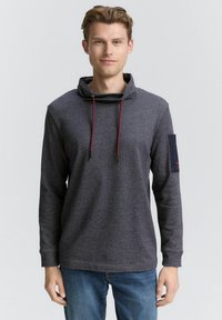 Лонгслив Лонгслив