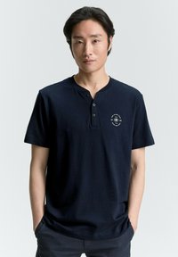 Футболка Футболка