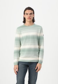 Пуловер Пуловер