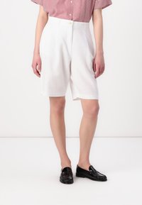 Шорты Шорты