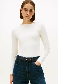 Лонгслив Лонгслив