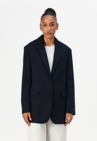 Блейзер Блейзер