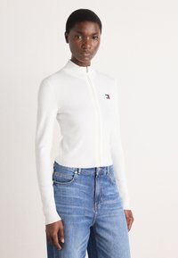 Вязаная кофта Вязаная кофта