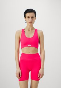 Бюстгальтер без косточек Бюстгальтер без косточек