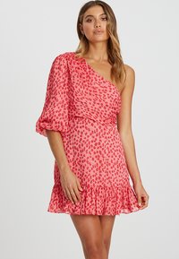 Летнее платье Летнее платье