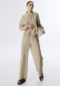 Брюки Брюки