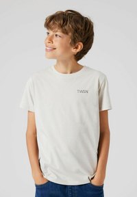 Футболка Футболка